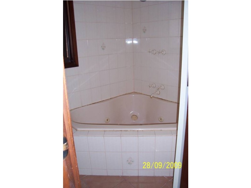 4 Yardley Court, Frankston VIC 3199