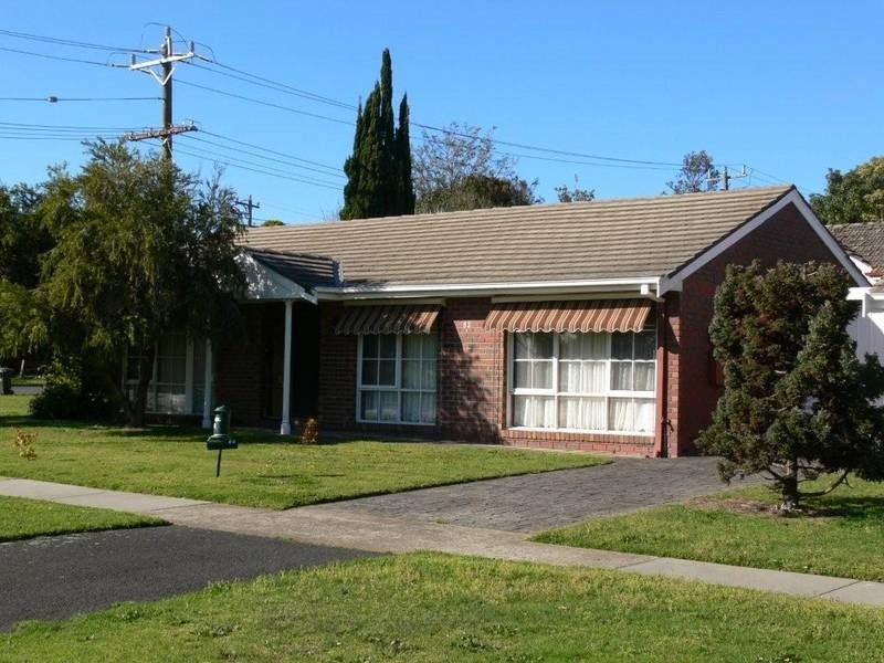 1/82 Playne Street, Frankston VIC 3199