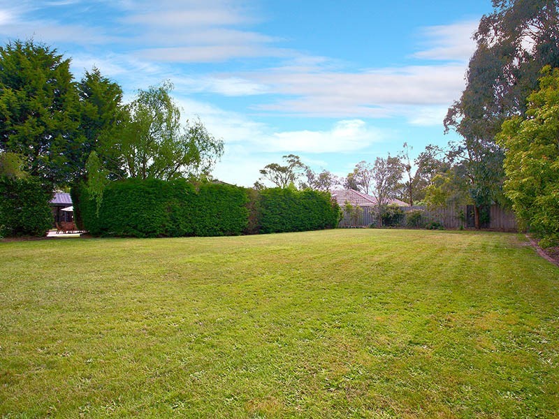 73 Woodside Avenue, Frankston South VIC 3199