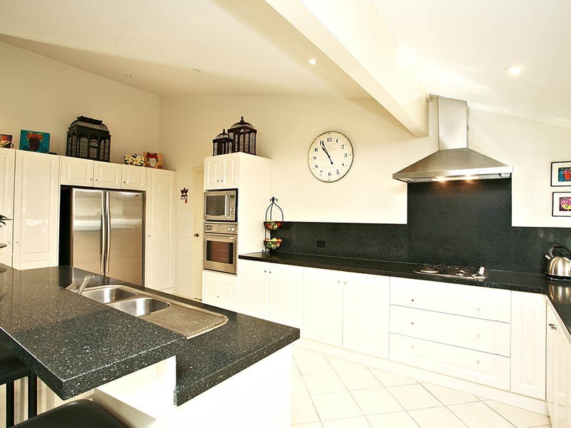 73 Woodside Avenue, Frankston South VIC 3199