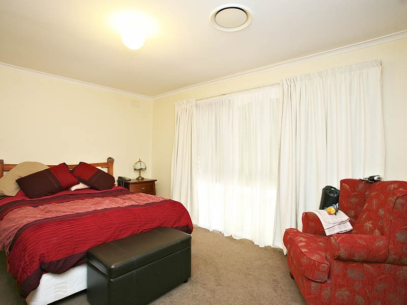 14 Bush Court, Langwarrin VIC 3910