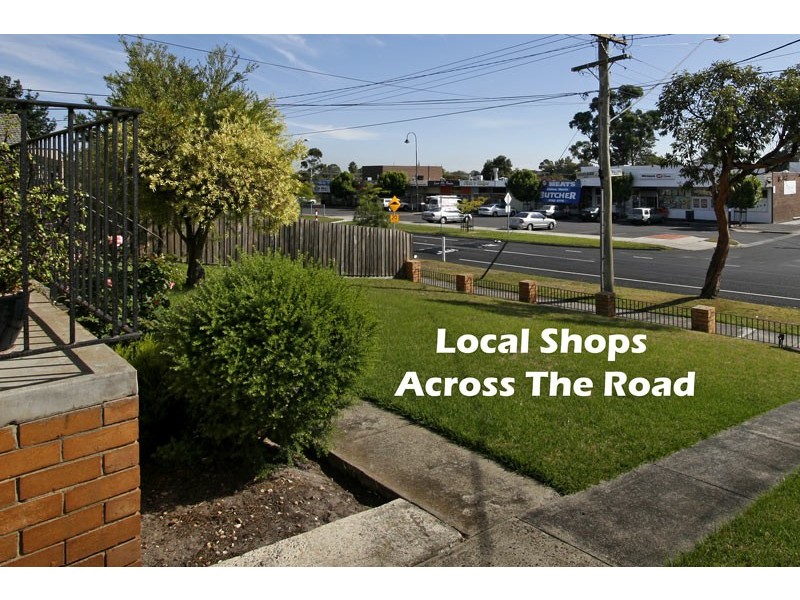54 Excelsior Drive, Frankston North VIC 3200