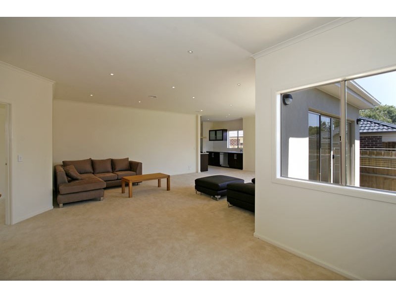 3/82 East Road, Seaford VIC 3198