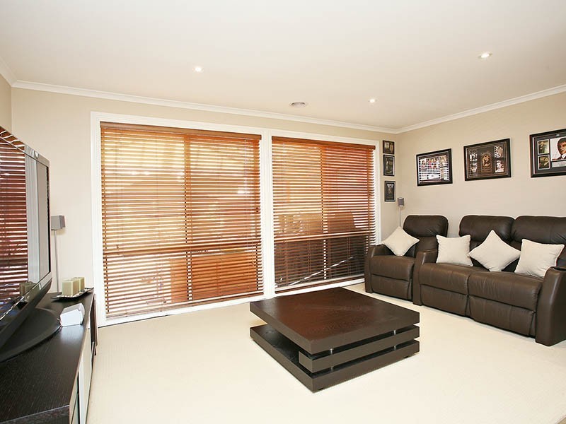 5 Sapphire Mews, Skye VIC 3977
