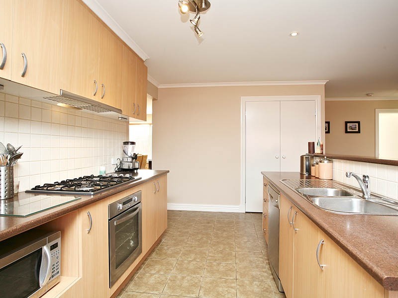 5 Sapphire Mews, Skye VIC 3977