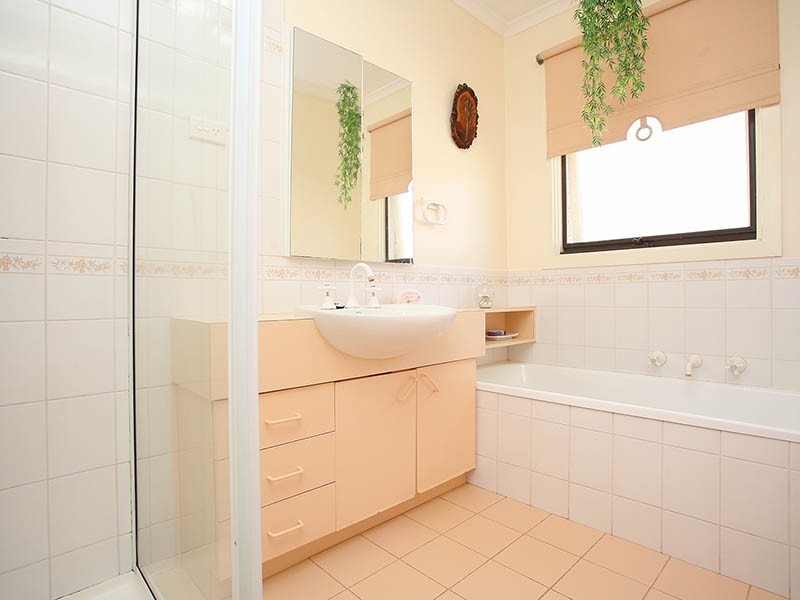 16 Shaxton Circle, Frankston VIC 3199