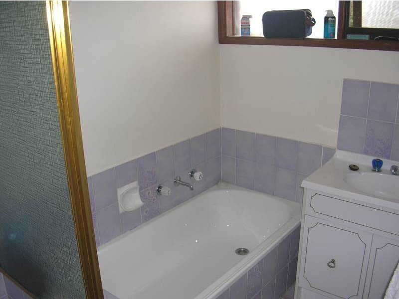 6 Frobisher Court, Frankston VIC 3199