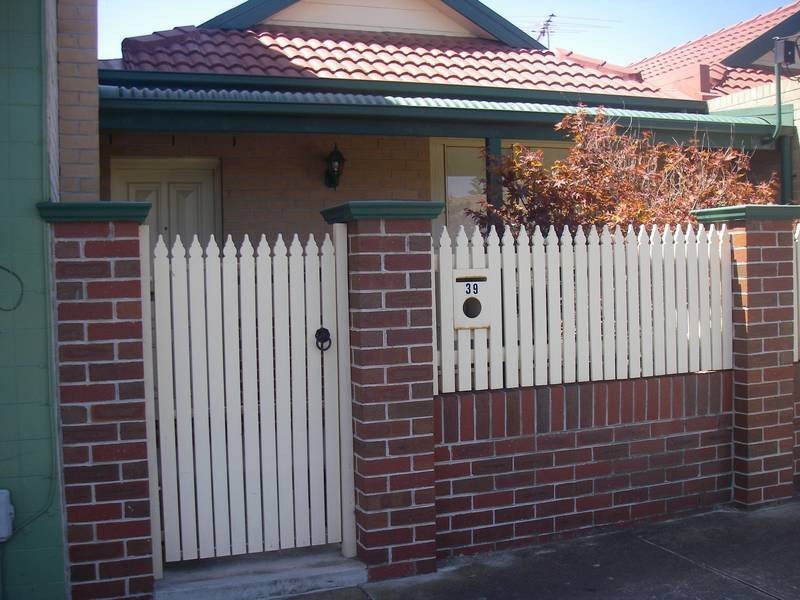 39 Armstrongs Road, Seaford VIC 3198