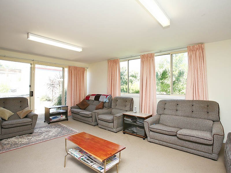 16 Shaxton Circle, Frankston VIC 3199