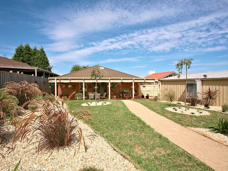 69 Warrawee Circuit, Frankston VIC 3199