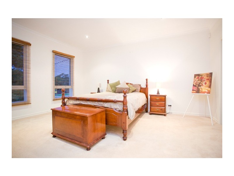 168 Mt Eliza Way, Mount Eliza VIC 3930