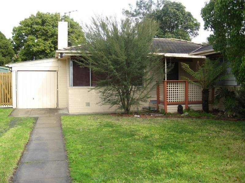 32 Karingal Drive, Frankston VIC 3199