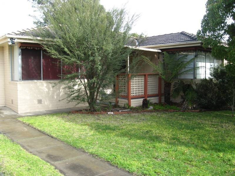 32 Karingal Drive, Frankston VIC 3199