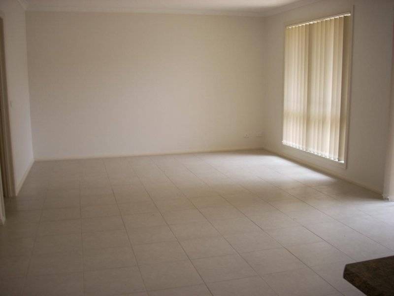 3 & 4, 10 Robinia Street, Frankston VIC 3199