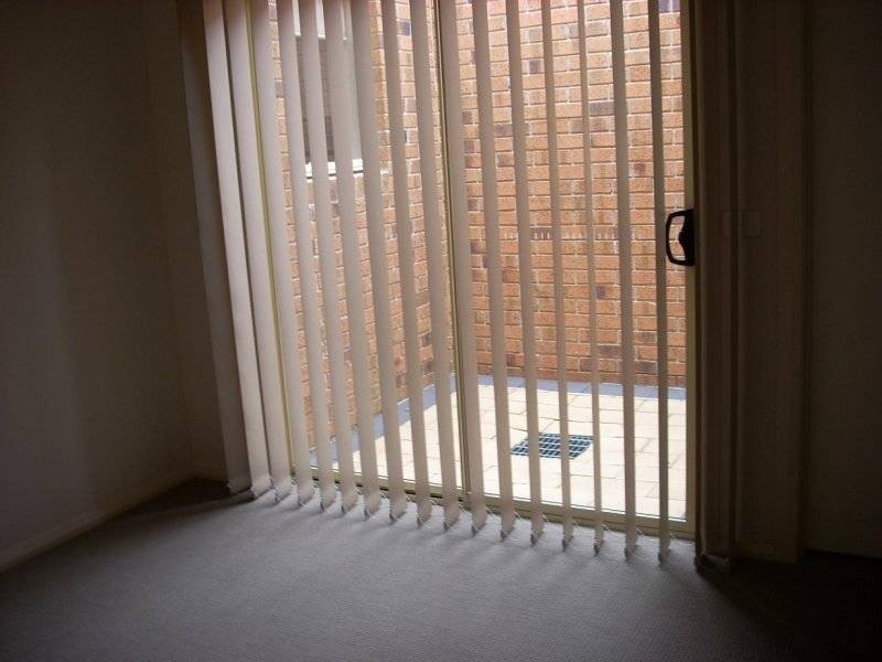 3 & 4, 10 Robinia Street, Frankston VIC 3199