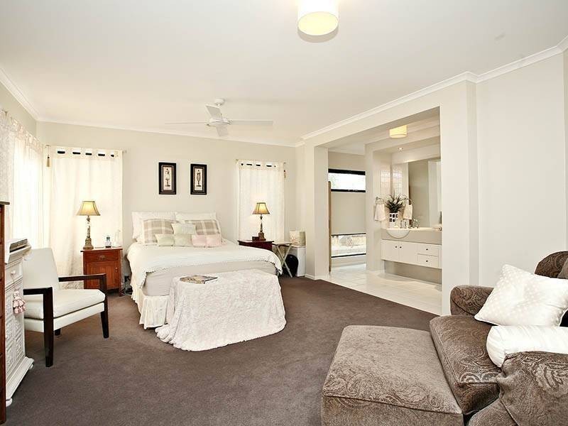 11 Collina Court, Langwarrin VIC 3910