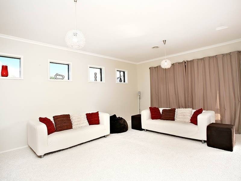 11 Collina Court, Langwarrin VIC 3910