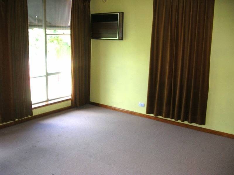 29 Brunning Crescent, Frankston North VIC 3200