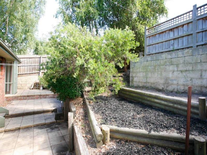 42 Woolston Drive, Frankston South VIC 3199