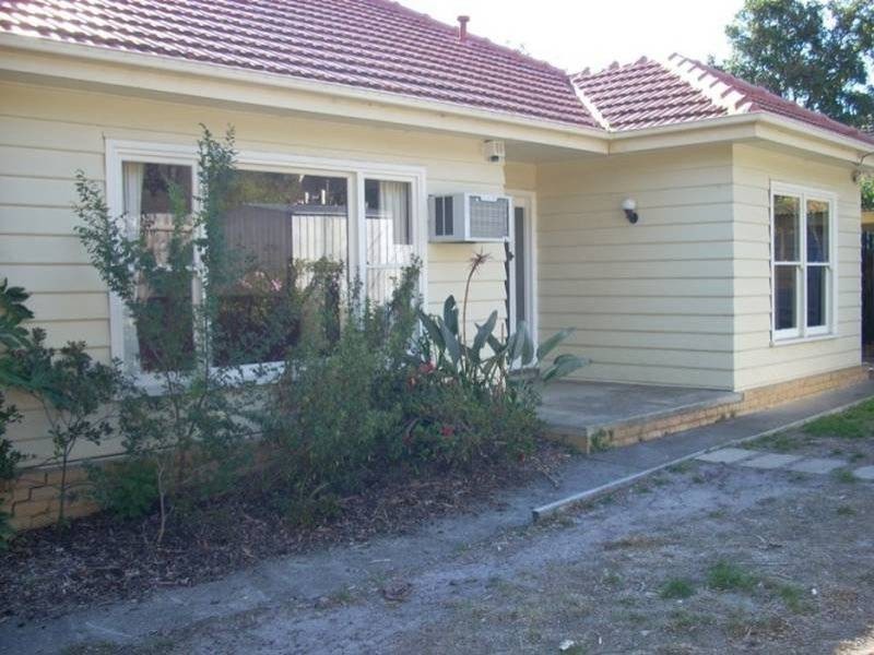 30 Baden Powell Drive, Frankston VIC 3199