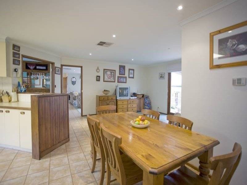 6 Stevens Road, Langwarrin VIC 3910