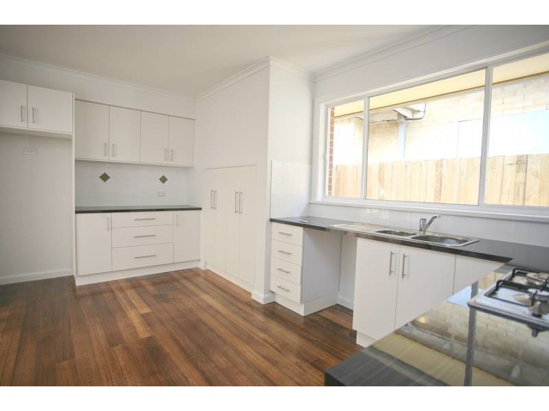 2 Corlett Street, Frankston VIC 3199