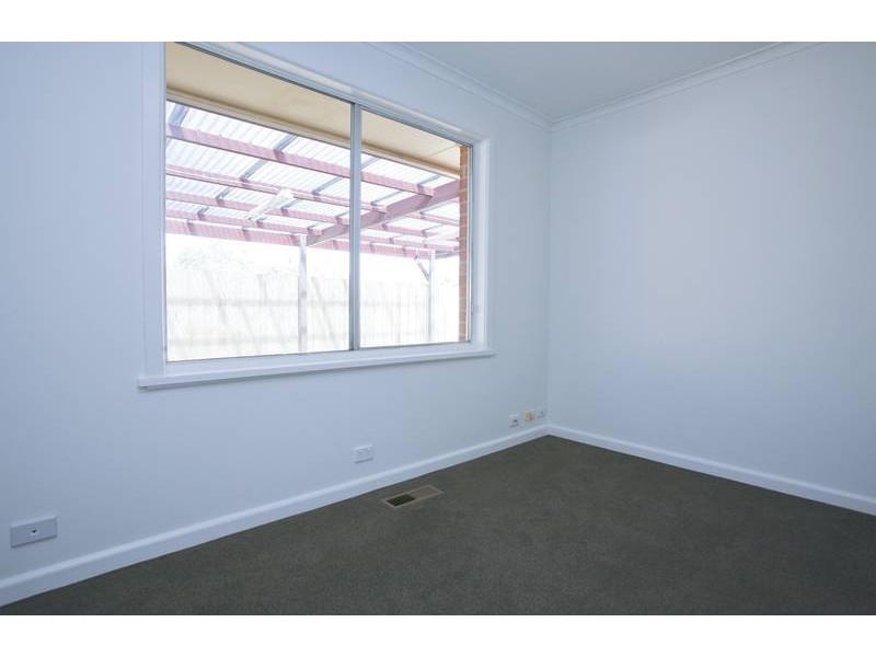 2 Corlett Street, Frankston VIC 3199