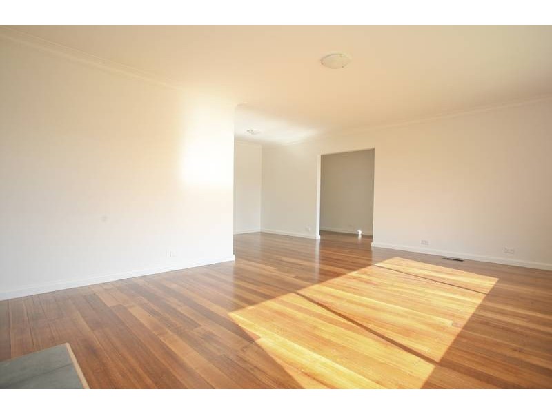 2 Corlett Street, Frankston VIC 3199