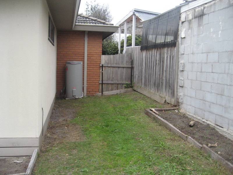 8 Genoa Court, Frankston VIC 3199