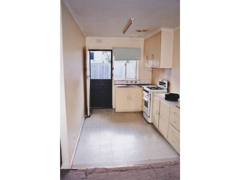 Lewis Street, Frankston VIC 3199