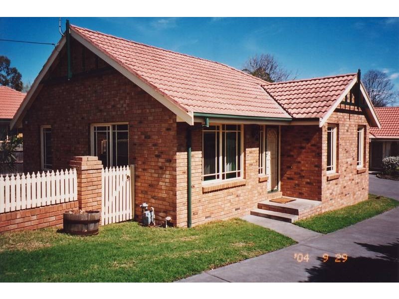 2/86A Kars Street, Frankston VIC 3199