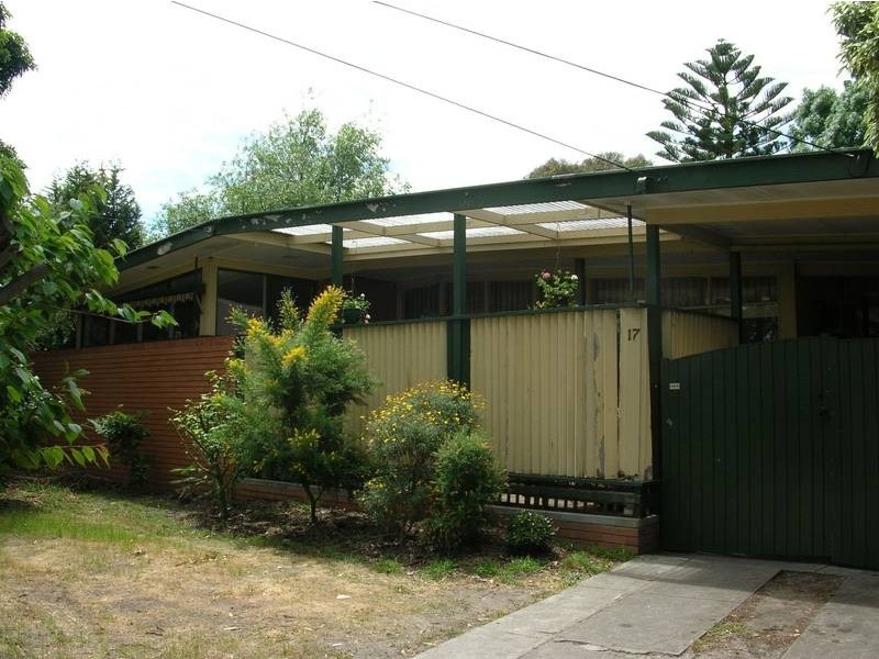 17 Berberis Crescent, Frankston VIC 3199