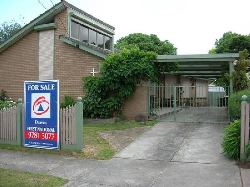 Coprosma Avenue, Frankston VIC 3199