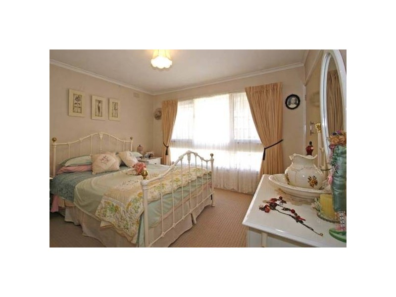 Coprosma Avenue, Frankston VIC 3199