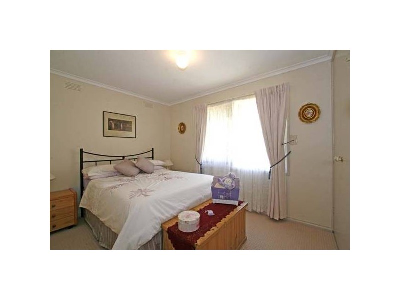 Coprosma Avenue, Frankston VIC 3199