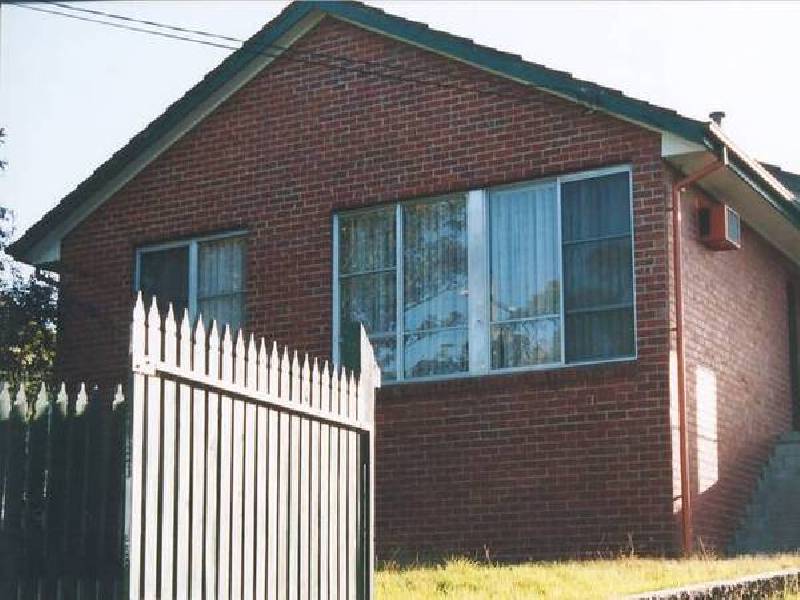 18 Jenkens Street, Frankston North VIC 3200