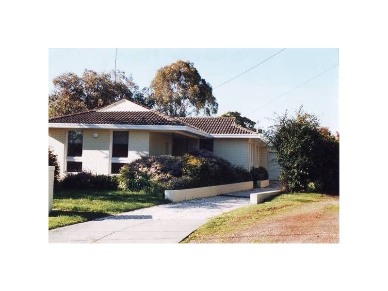 Leslie St, Frankston South VIC 3199