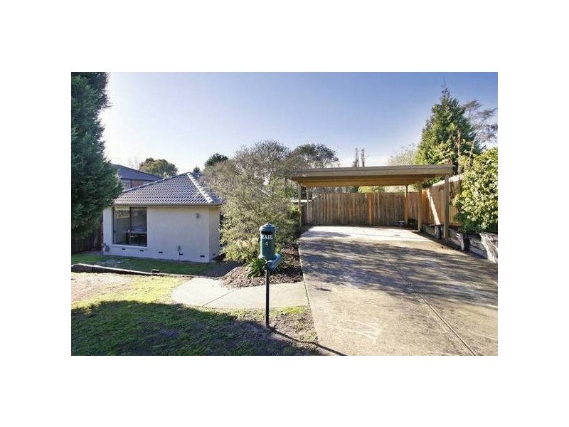 4 Chantilly Court, Frankston VIC 3199