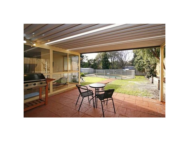 4 Chantilly Court, Frankston VIC 3199