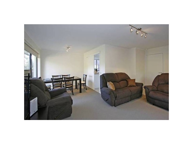 4 Chantilly Court, Frankston VIC 3199