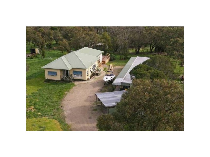 105 Weeroona Road, Langwarrin South VIC 3911