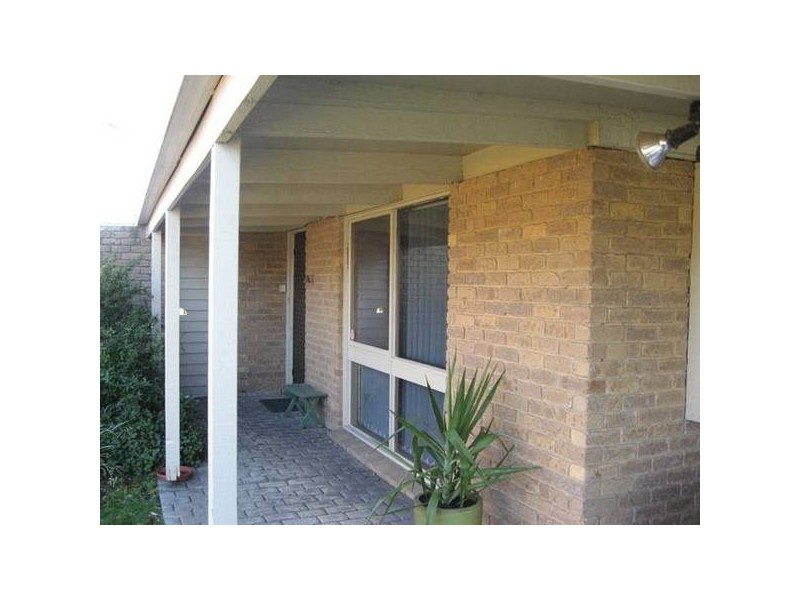 Emanuel Drive, Seaford VIC 3198
