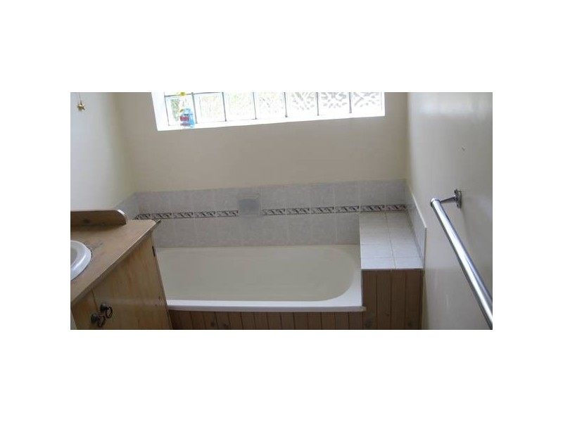 4 Verner Avenue, Frankston South VIC 3199