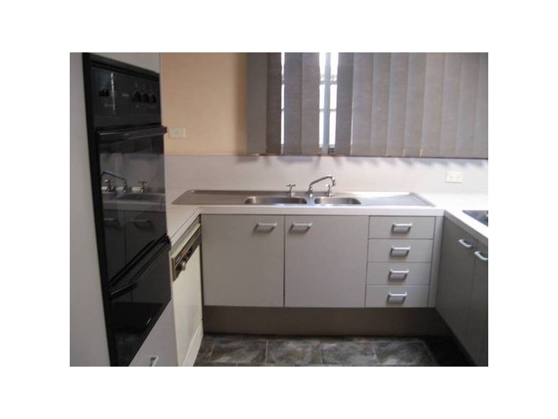 9 Raphael Crescent, Frankston VIC 3199