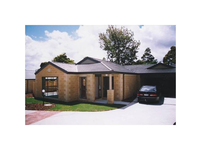 8/29 Golflinks Road, Frankston VIC 3199