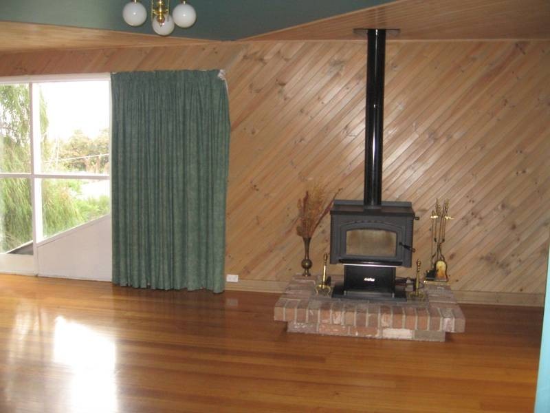 42 Kenilworth Avenue, Frankston VIC 3199