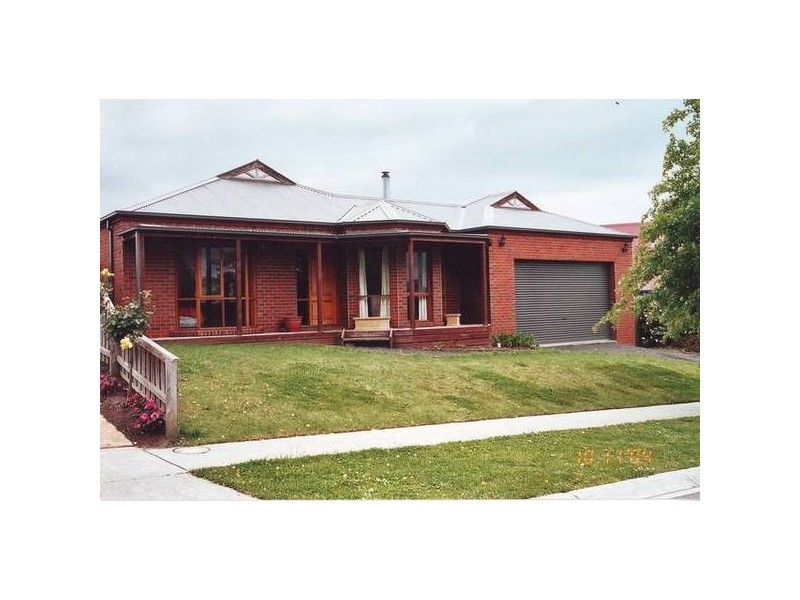 68 Manor Drive, Frankston VIC 3199