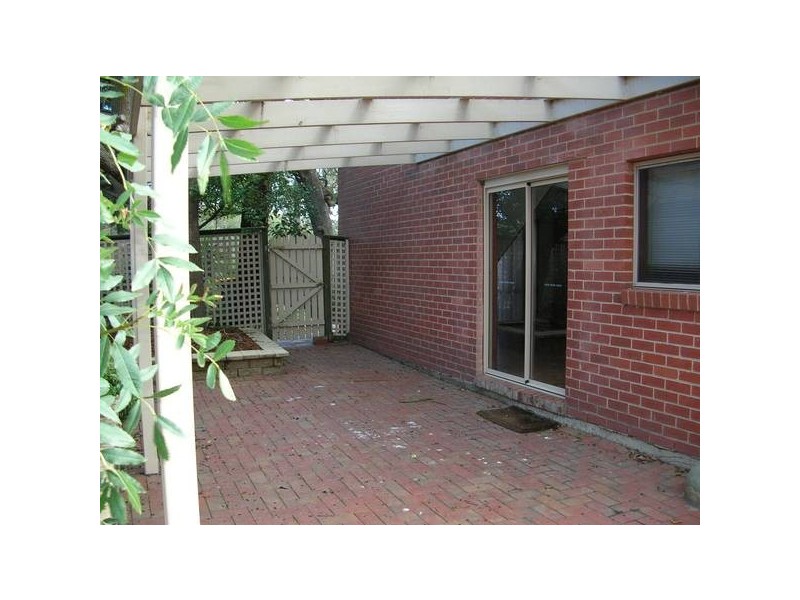 1/280 Nepean Hwy, Seaford VIC 3198