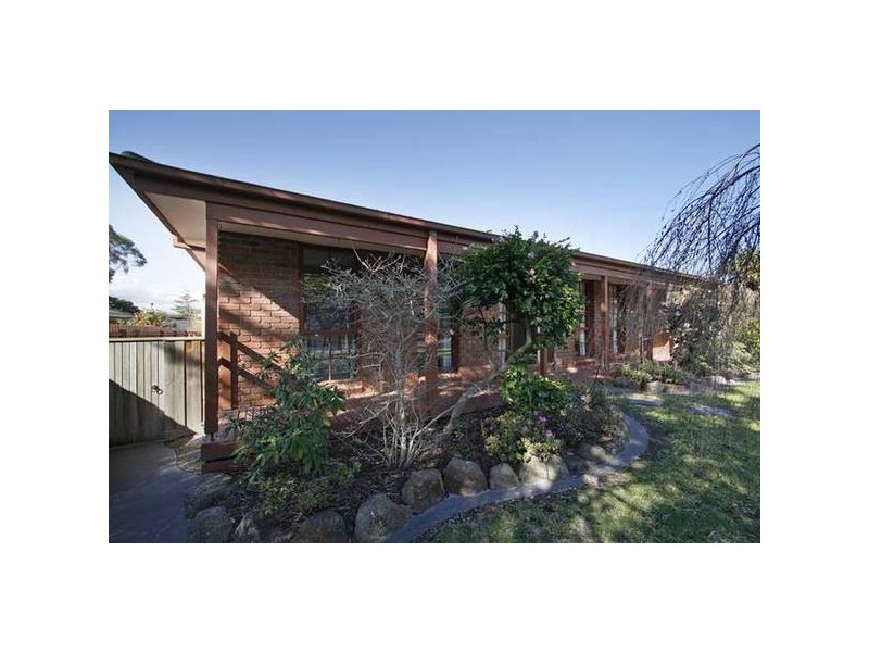 32 Raphael Crescent, Frankston VIC 3199