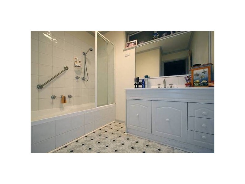 9 Gardenia Crescent, Frankston North VIC 3200